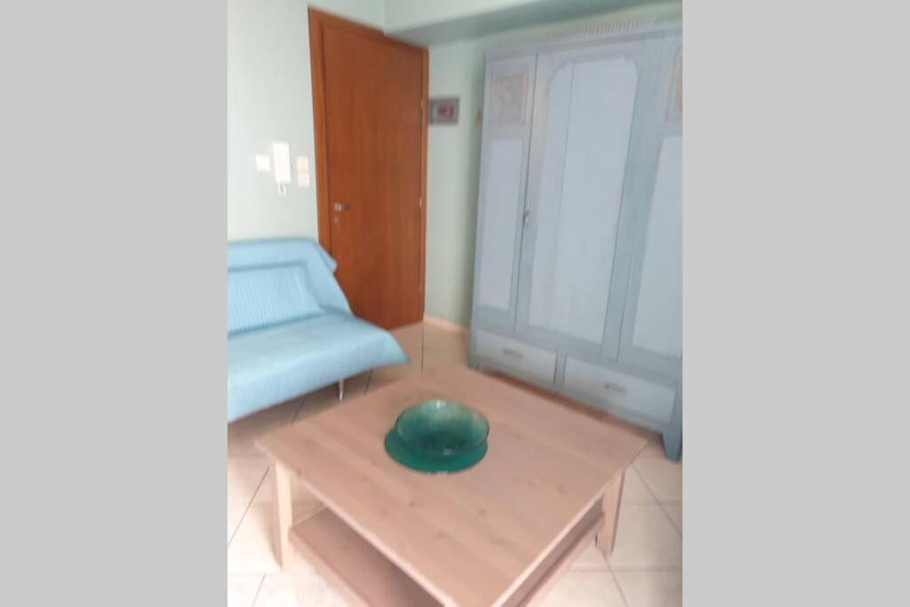 Central Studio Very Close To The Port Of Volos Bagian luar foto