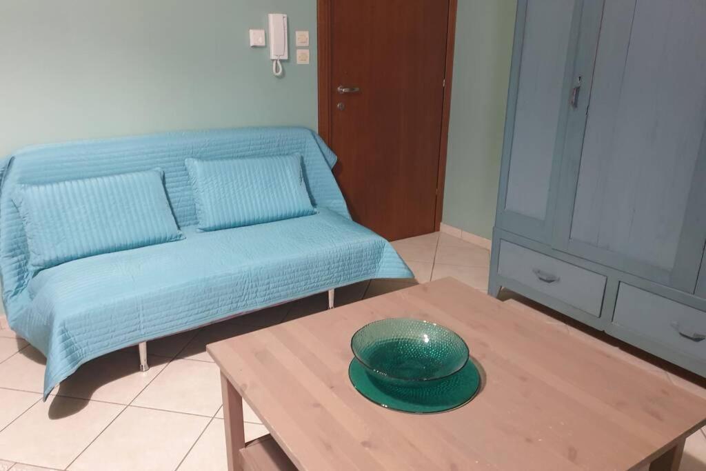 Central Studio Very Close To The Port Of Volos Bagian luar foto