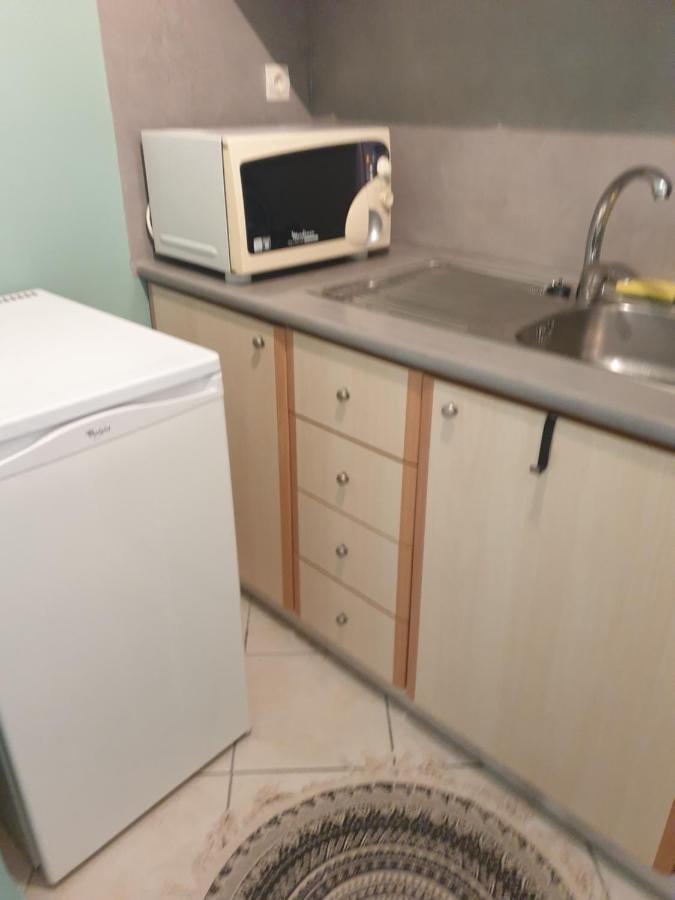 Central Studio Very Close To The Port Of Volos Bagian luar foto
