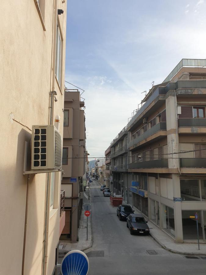 Central Studio Very Close To The Port Of Volos Bagian luar foto